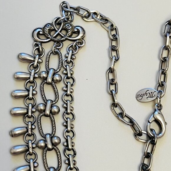 Myka Designs Vancouver Ornate Triple Strand Choker - Picture 4 of 7